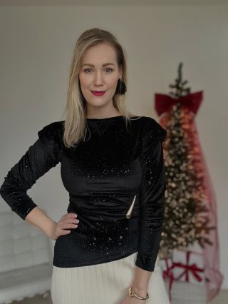 Zažiar vo vianočnom outfite✨🎄